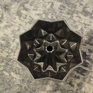 Wilton Dimensions 8-Star Bundt Pan Heavy Nonstick Aluminum Retired Gem Jewel